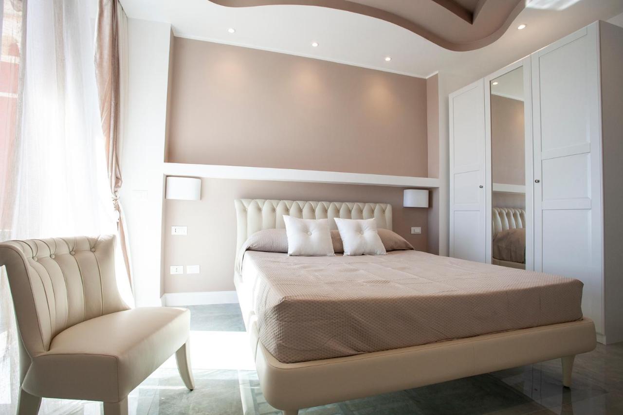 Cavalieri D'Oro Luxury House Hotel Анцио Екстериор снимка