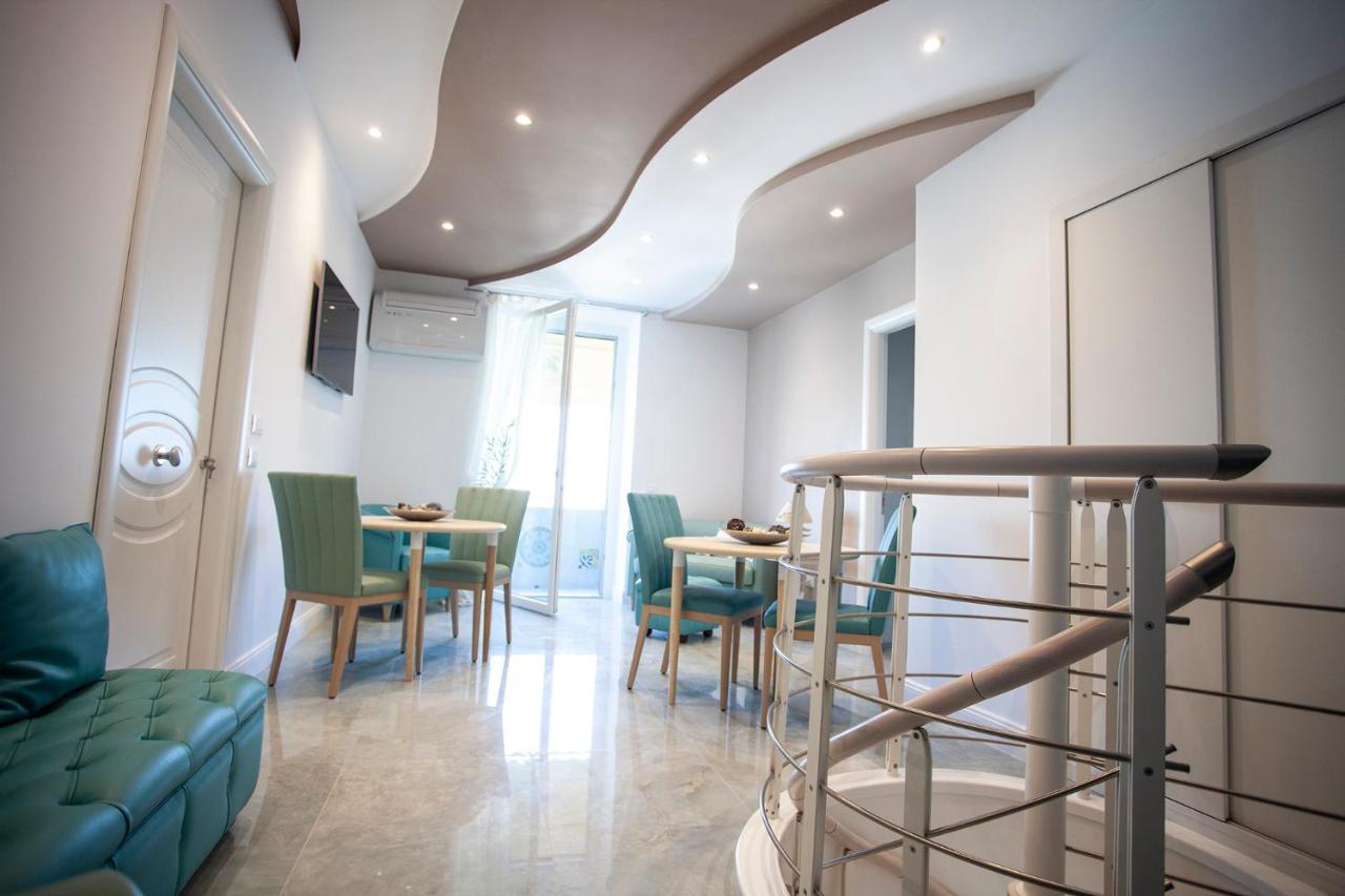 Cavalieri D'Oro Luxury House Hotel Анцио Екстериор снимка