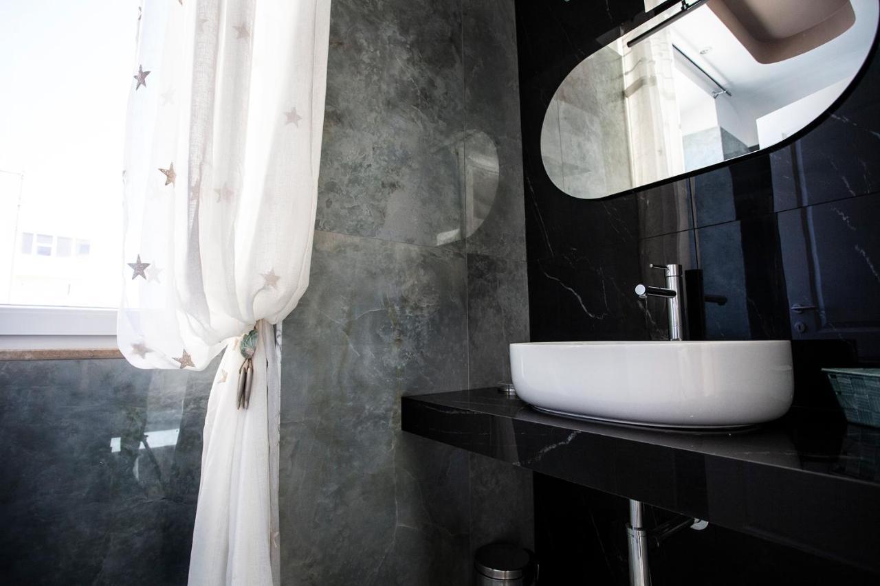 Cavalieri D'Oro Luxury House Hotel Анцио Екстериор снимка