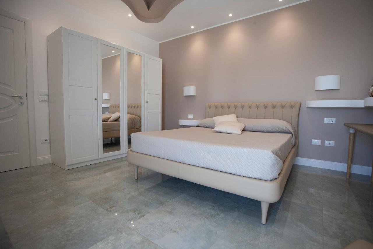Cavalieri D'Oro Luxury House Hotel Анцио Екстериор снимка