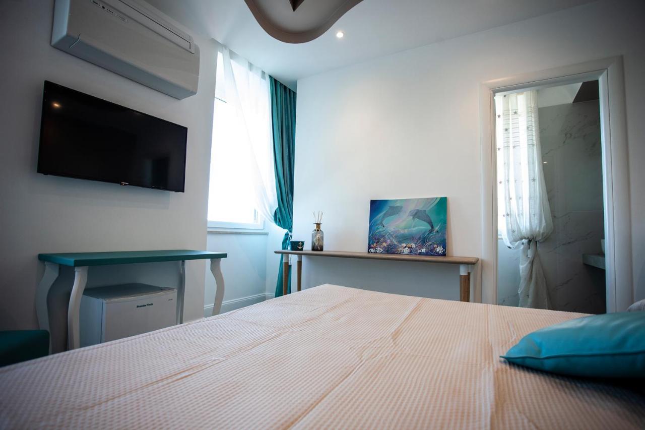 Cavalieri D'Oro Luxury House Hotel Анцио Екстериор снимка