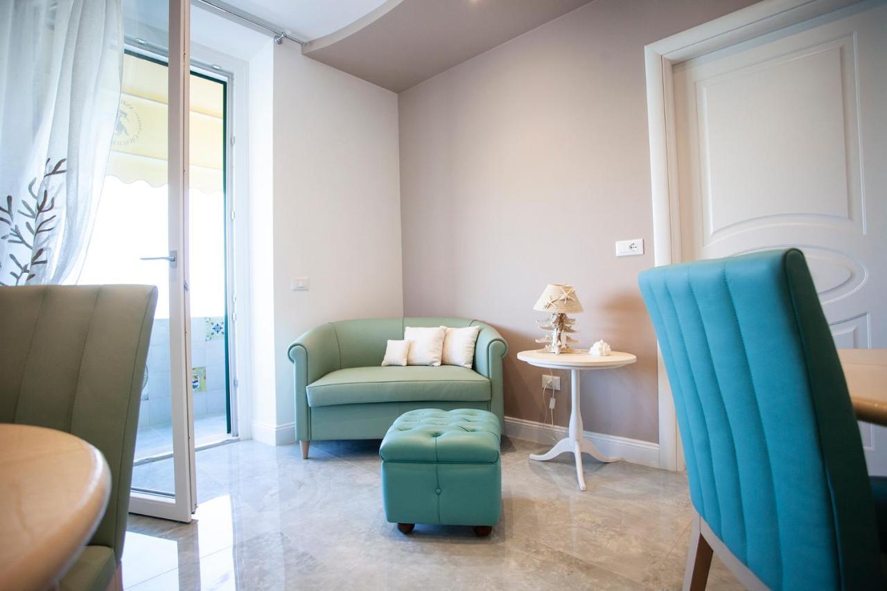 Cavalieri D'Oro Luxury House Hotel Анцио Екстериор снимка