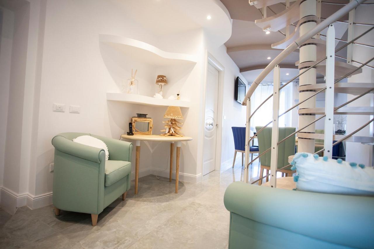 Cavalieri D'Oro Luxury House Hotel Анцио Екстериор снимка